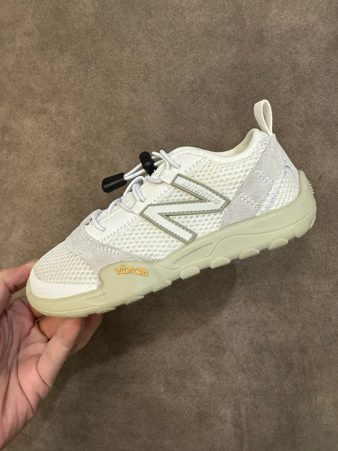 New Balance Minimus Baskets Lifestyle Noir Blanc en Maille 8