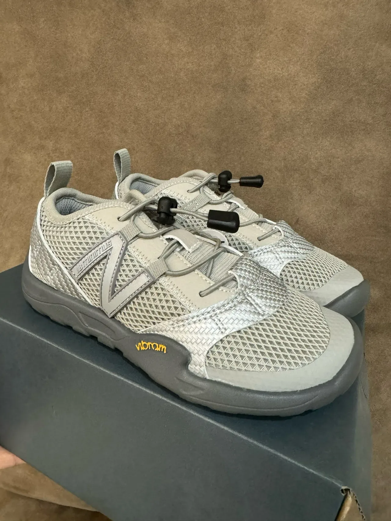 New Balance Minimus Baskets Lifestyle Noir Blanc en Maille 9