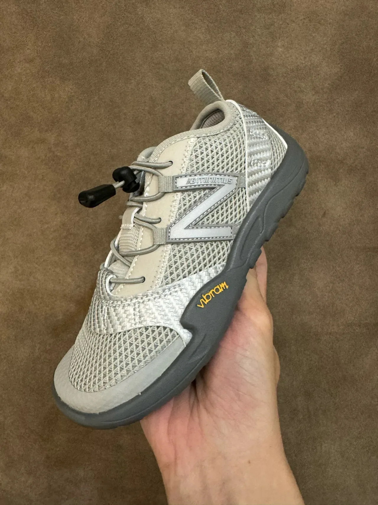 New Balance Minimus Baskets Lifestyle Noir Blanc en Maille 15