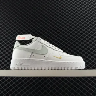 Nike Air Force 1 Low सफेद मिंट हरा सुनहरा लाइफस्टाइल स्नीकर