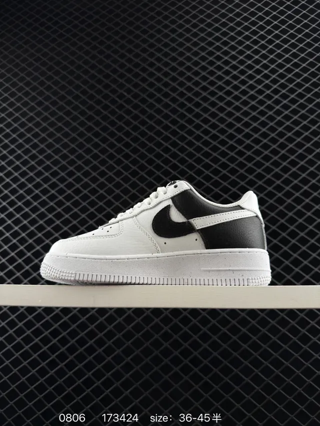 Nike Air Force 1 White and Black Lifestyle Sneakers 5