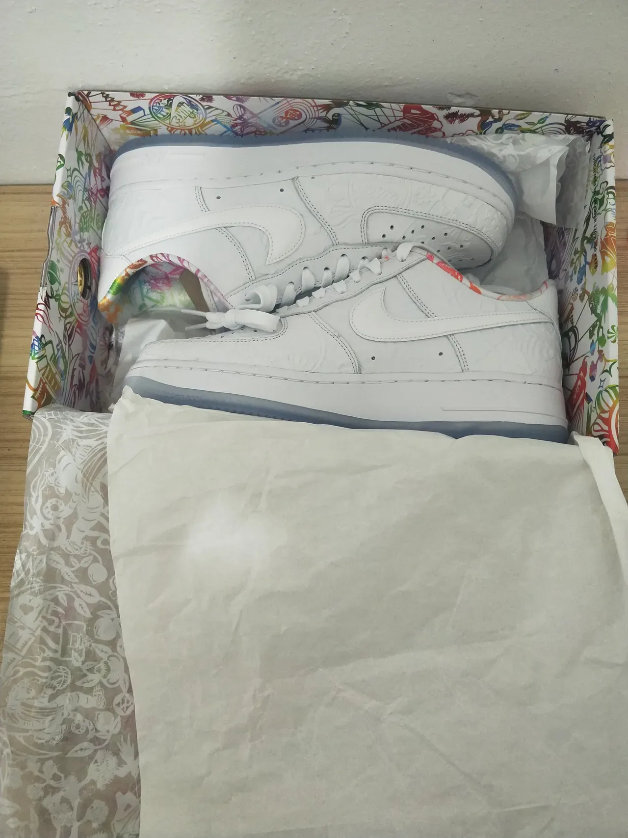 Nike Air Force 1 White Embossed Pattern Lifestyle Sneakers 5