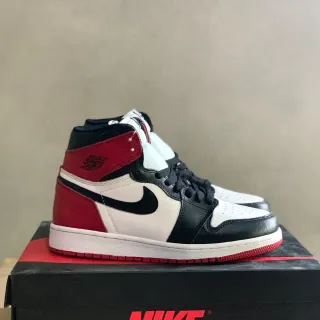 Nike Air Jordan 1 High Black White Red zapatos de baloncesto