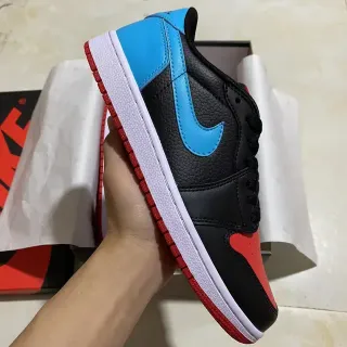 Nike Air Jordan 1 Low কালো সায়ন লাল জীবনধারার স্নিকার