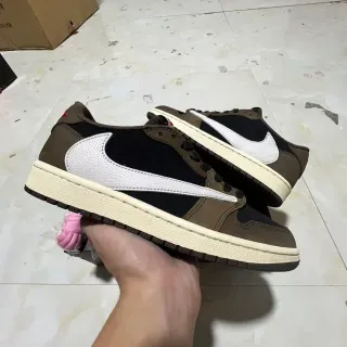 Nike Air Jordan 1 Low Cactus Jack Lifestyle Sneakers