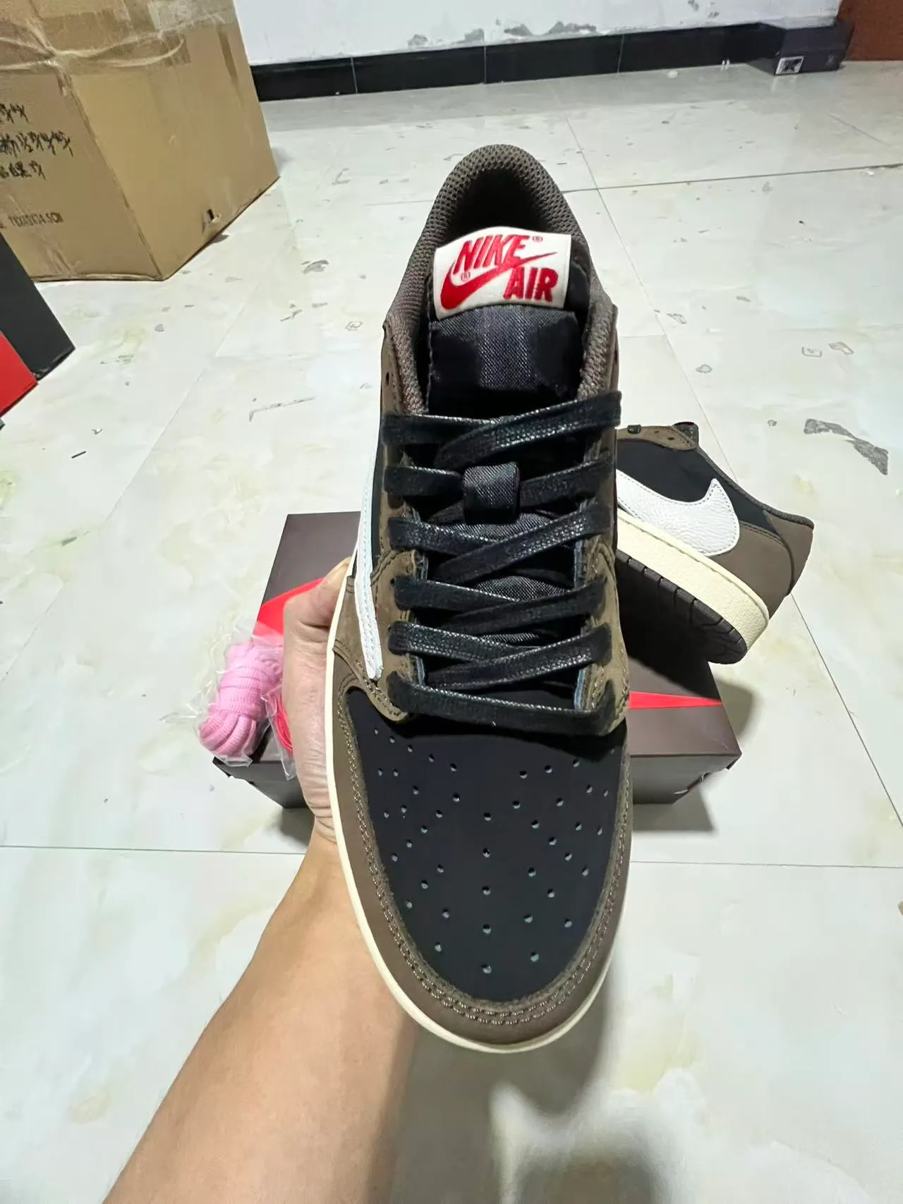 Nike Air Jordan 1 Low Cactus Jack Lifestyle Sneakers 3