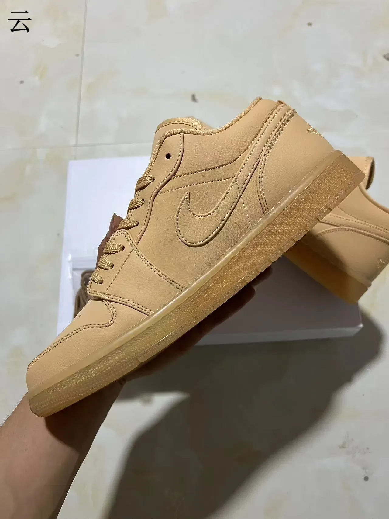 Nike Air Jordan 1 Low Monocromatique Tan Lifestyle Sneakers 5