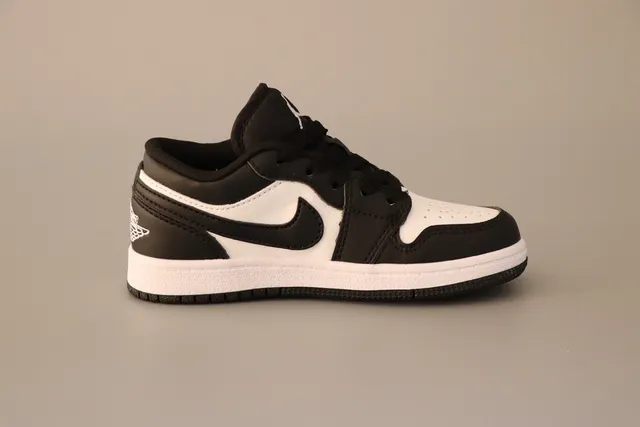 Nike Air Jordan 1 Low Purple White Black Basketball Shoes 22