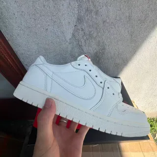 Nike Air Jordan 1 Low White Lifestyle Sneakers