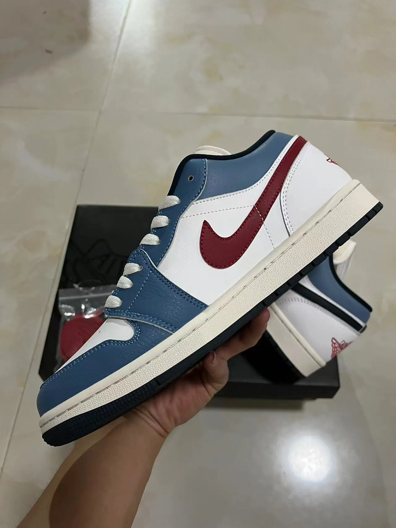 Nike Air Jordan 1 White Blue Black Lifestyle Sneakers 7