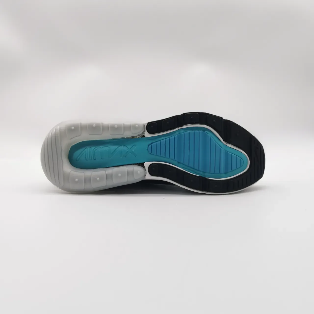 Nike Air Max 270 أبيض أسود تركواز لايف ستايل سنيكر 2
