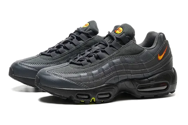 Nike Air Max 95 tênis lifestyle preto laranja 5