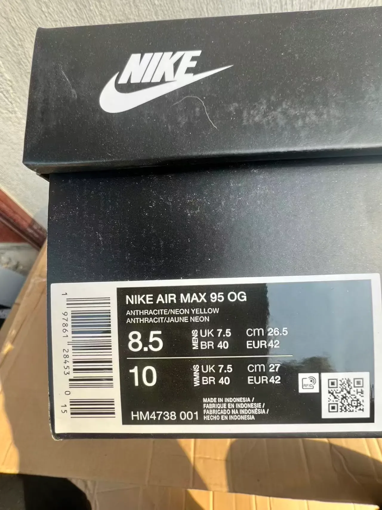 Nike Air Max 95 Gray and Neon Green Lifestyle Sneakers 10