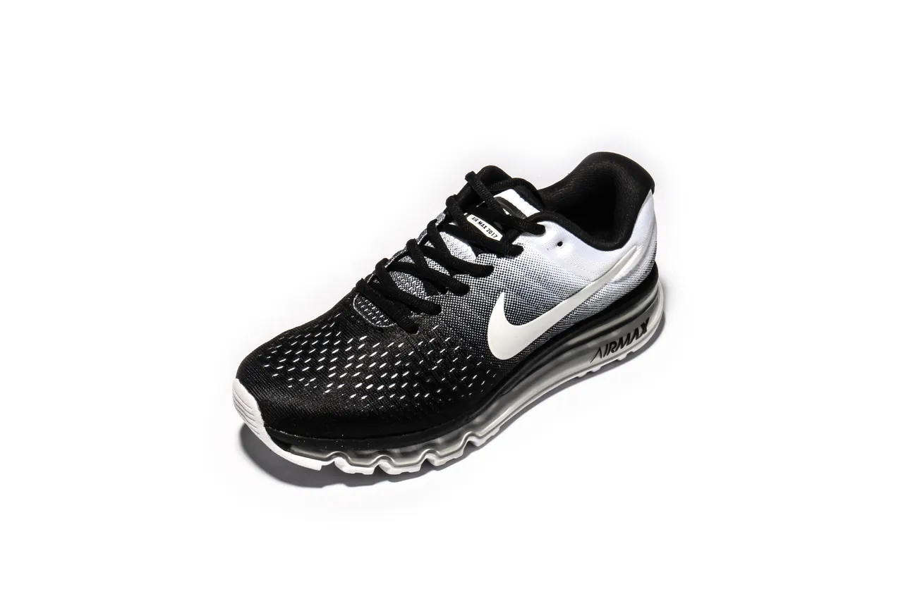 Nike Air Max Black White Engineered Knit Upper Gradient Running Shoes 7
