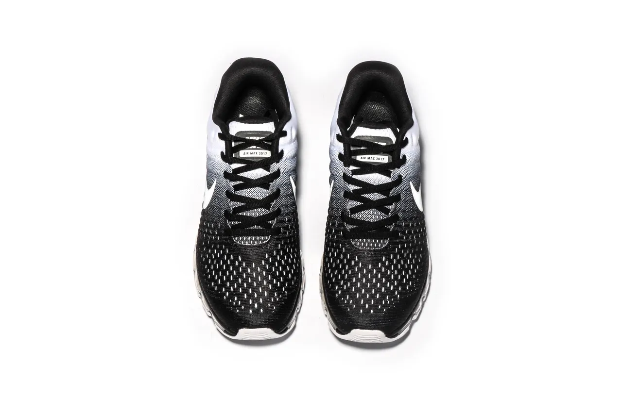 Nike Air Max Black White Engineered Knit Upper Gradient Running Shoes 9