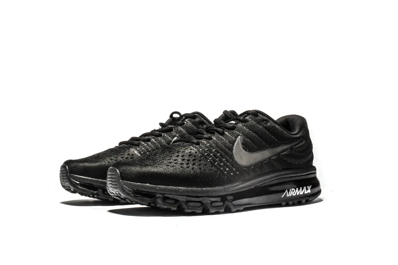 Nike Air Max Tênis de Corrida Preto Branco com Upper de Malha e Unidade Visível 11