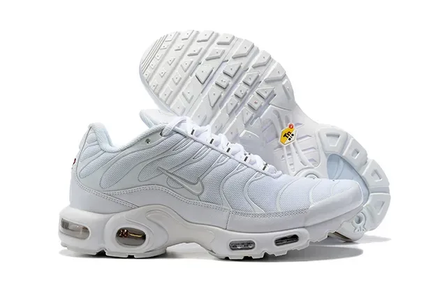 Nike Air Max Plus Black Gray Yellow Lifestyle Sneakers 4