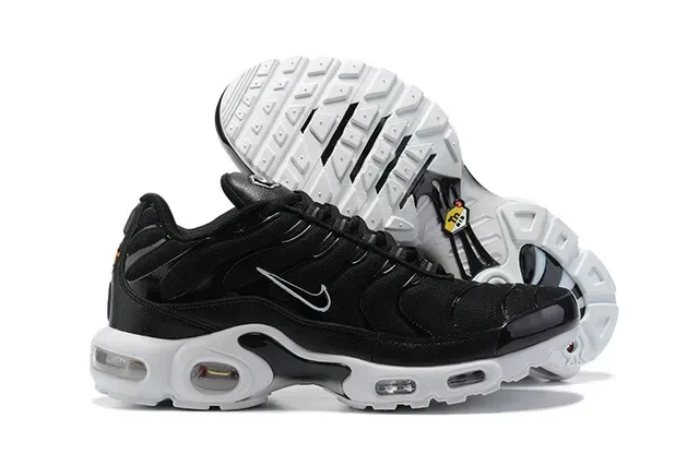 Nike Air Max Plus Black Gray Yellow Lifestyle Sneakers 10