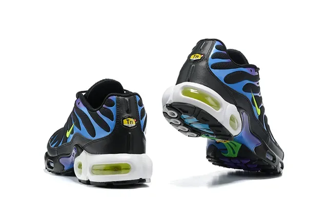 Nike Air Max Plus Black Gray Yellow Lifestyle Sneakers 19