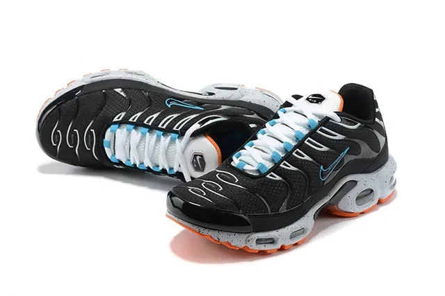 Nike Air Max Plus Black Gray Yellow Lifestyle Sneakers 23