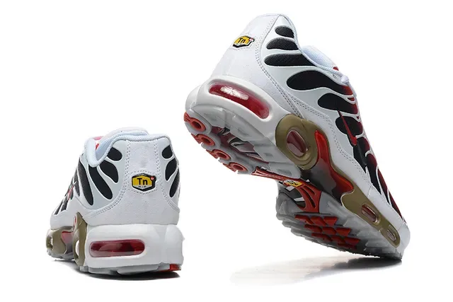Nike Air Max Plus Flame Gradient Lifestyle Sneakers 2