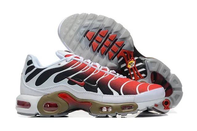 Nike Air Max Plus Flame Gradient Lifestyle Sneakers 5