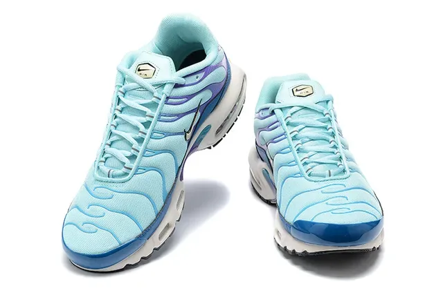 Nike Air Max Plus Multicolor Wavy Upper Lifestyle Sneakers 3