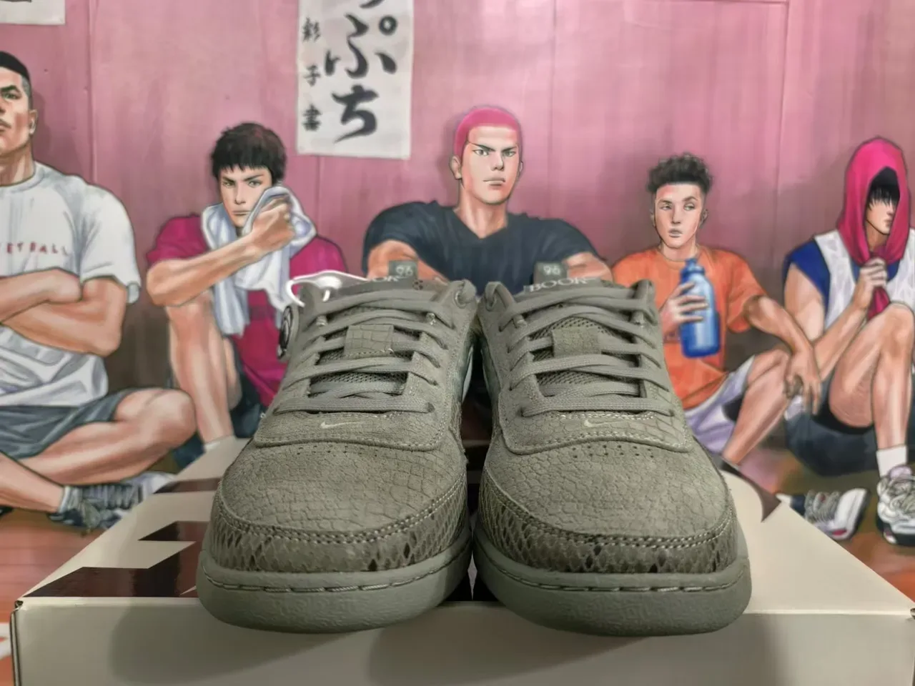 Nike Air Mowabb Olive Green Mesh and Textured Overlay Lifestyle Sneakers 4
