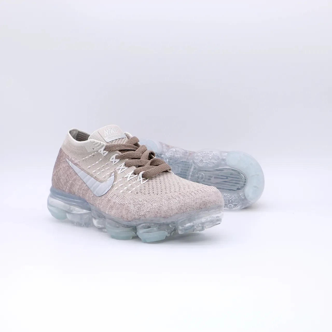 Nike Air VaporMax Flyknit Beige Silver Lifestyle Sneakers 7