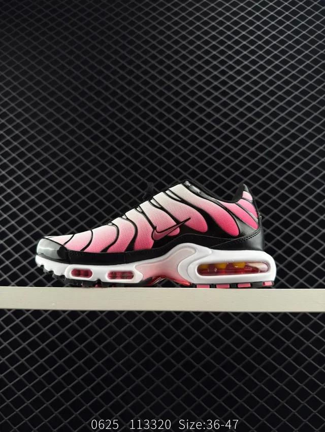 Nike Air VaporMax Plus Black Red Chunky Sneakers 3