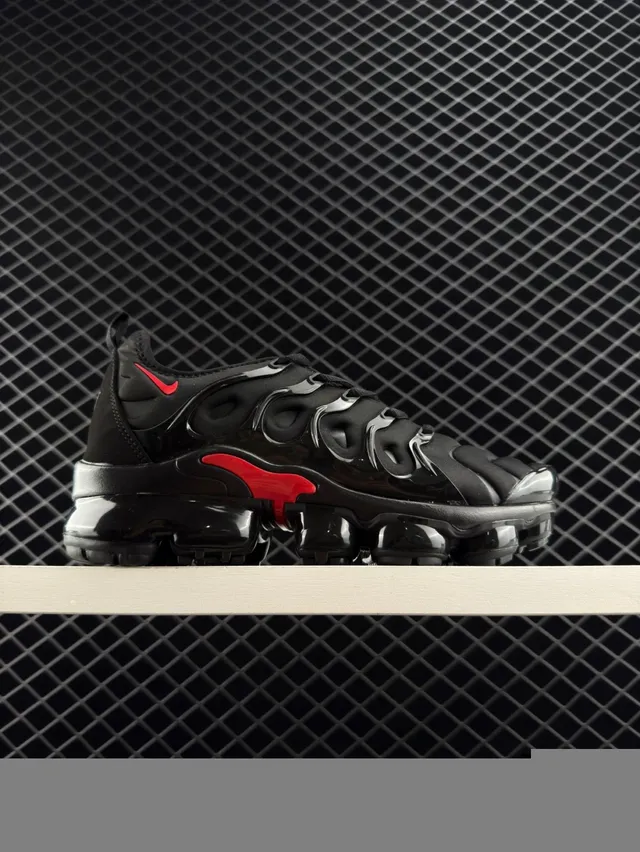 Nike Air VaporMax Plus Black Red Chunky Sneakers 7