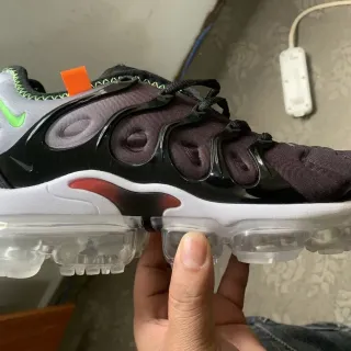 Nike Air VaporMax Plus Dark Purple Black Neon Green Lifestyle Sneakers