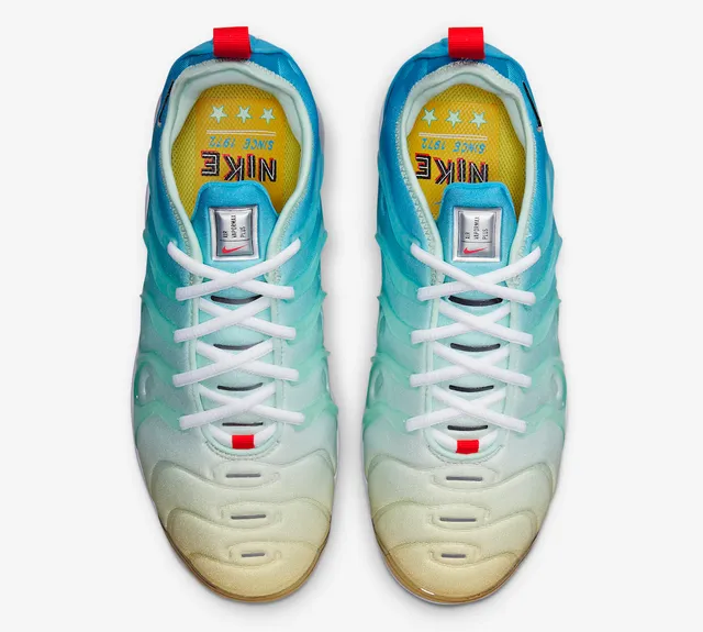 Nike Air VaporMax Plus Gradient Lifestyle Sneakers 5