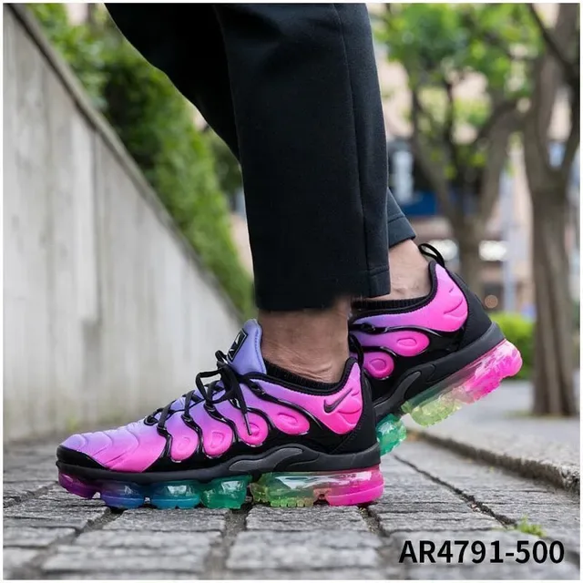 Nike Air VaporMax Plus Gradient Pink Black Multicolor Lifestyle Sneakers 9