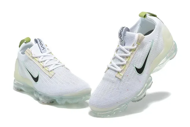 Nike Air VaporMax Plus White Multicolor Speckle Lifestyle Sneakers 3