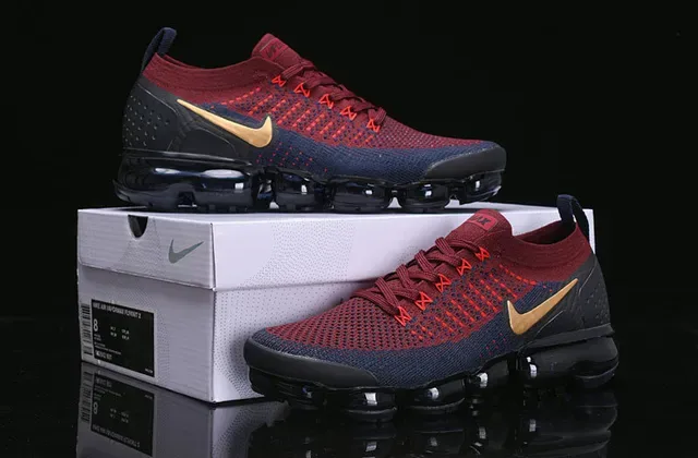Nike Air VaporMax Vermelho Marinho Dourado Tênis de Corrida 10