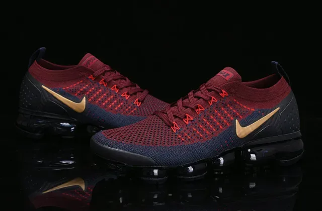 Nike Air VaporMax Vermelho Marinho Dourado Tênis de Corrida 14