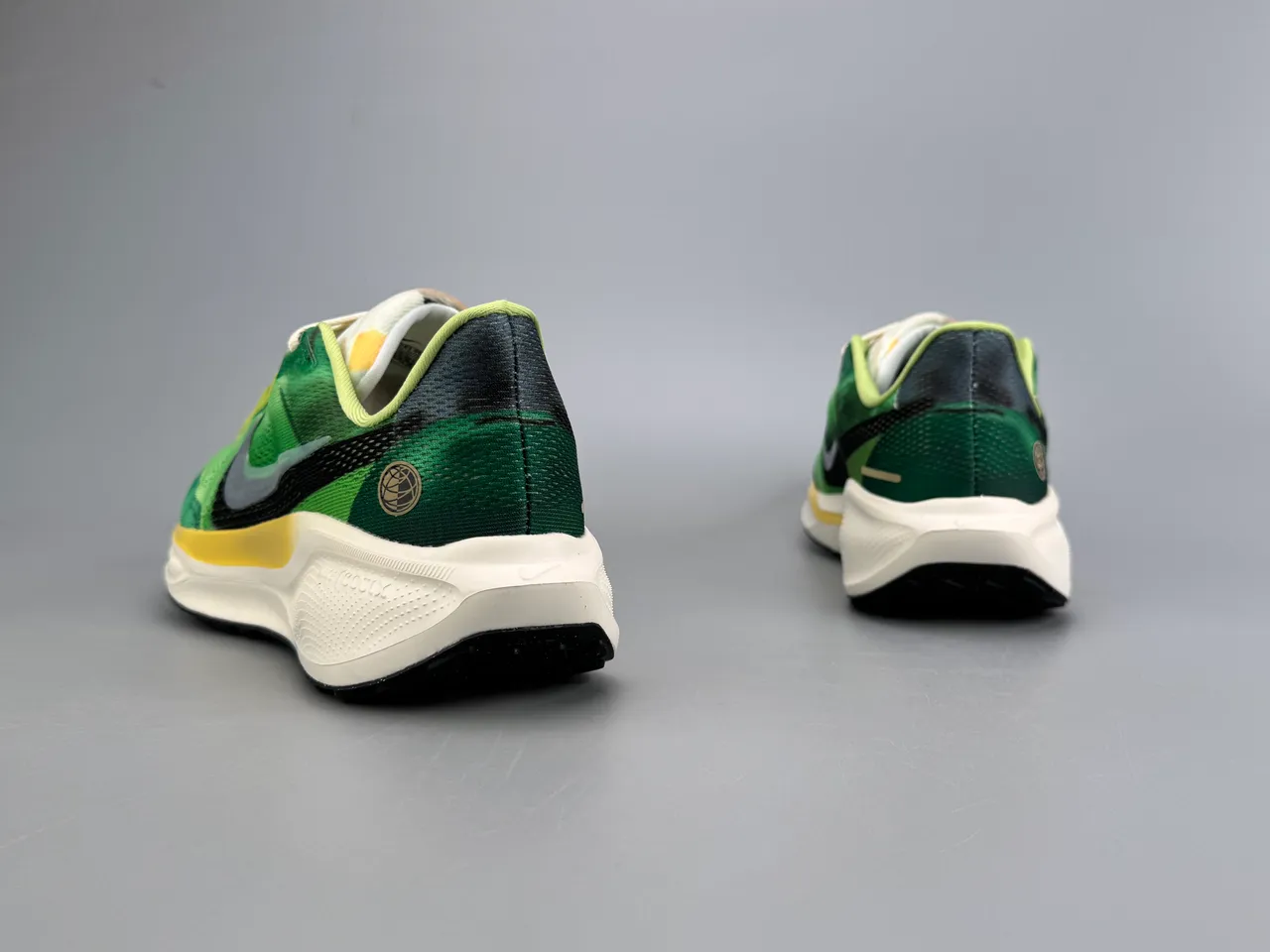 Nike Air Zoom Pegasus Green Gradient Running Shoes 6