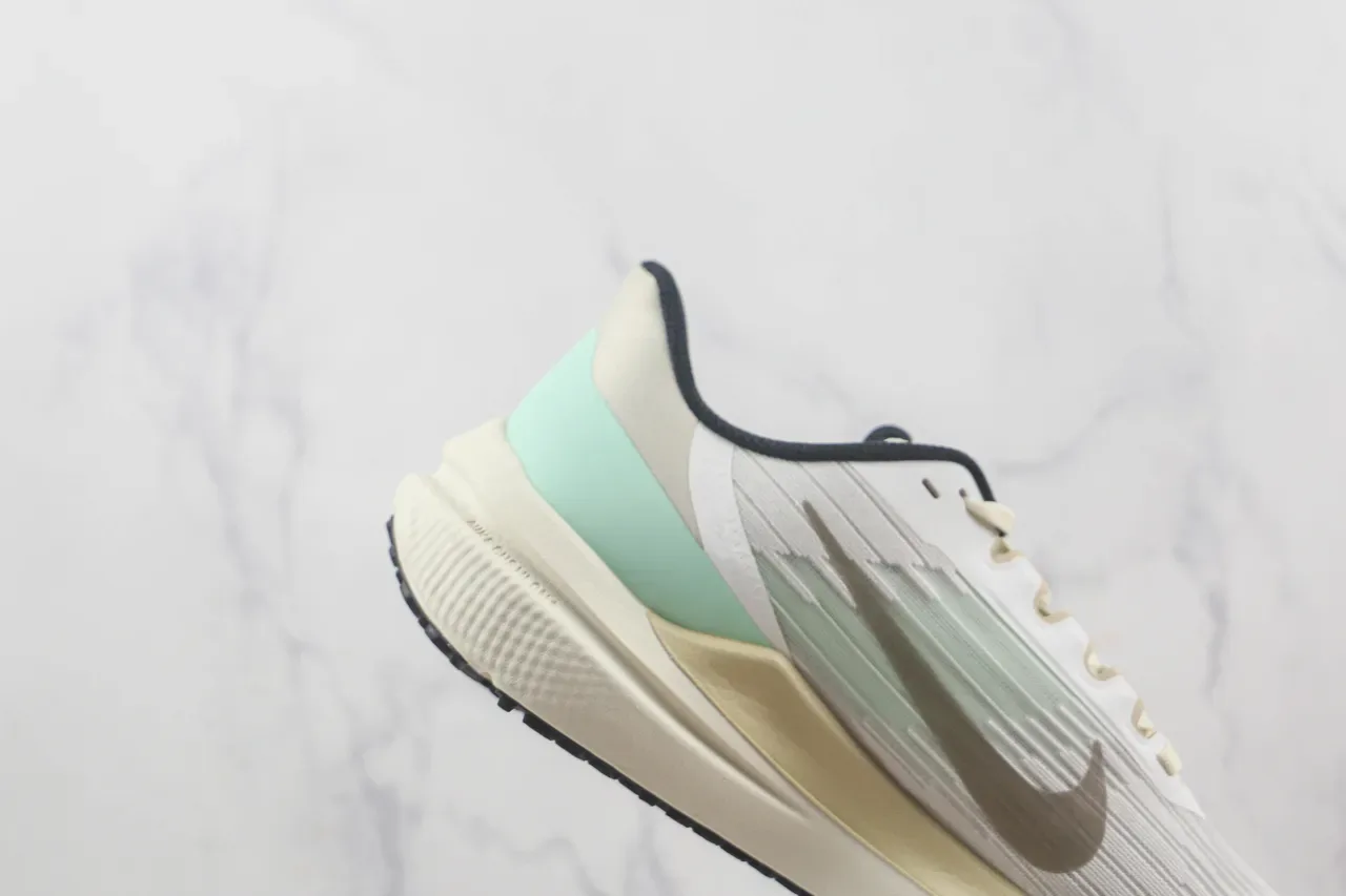 Nike Beige Green Engineered Knit Upper Ribbed Texture Running Shoes 5