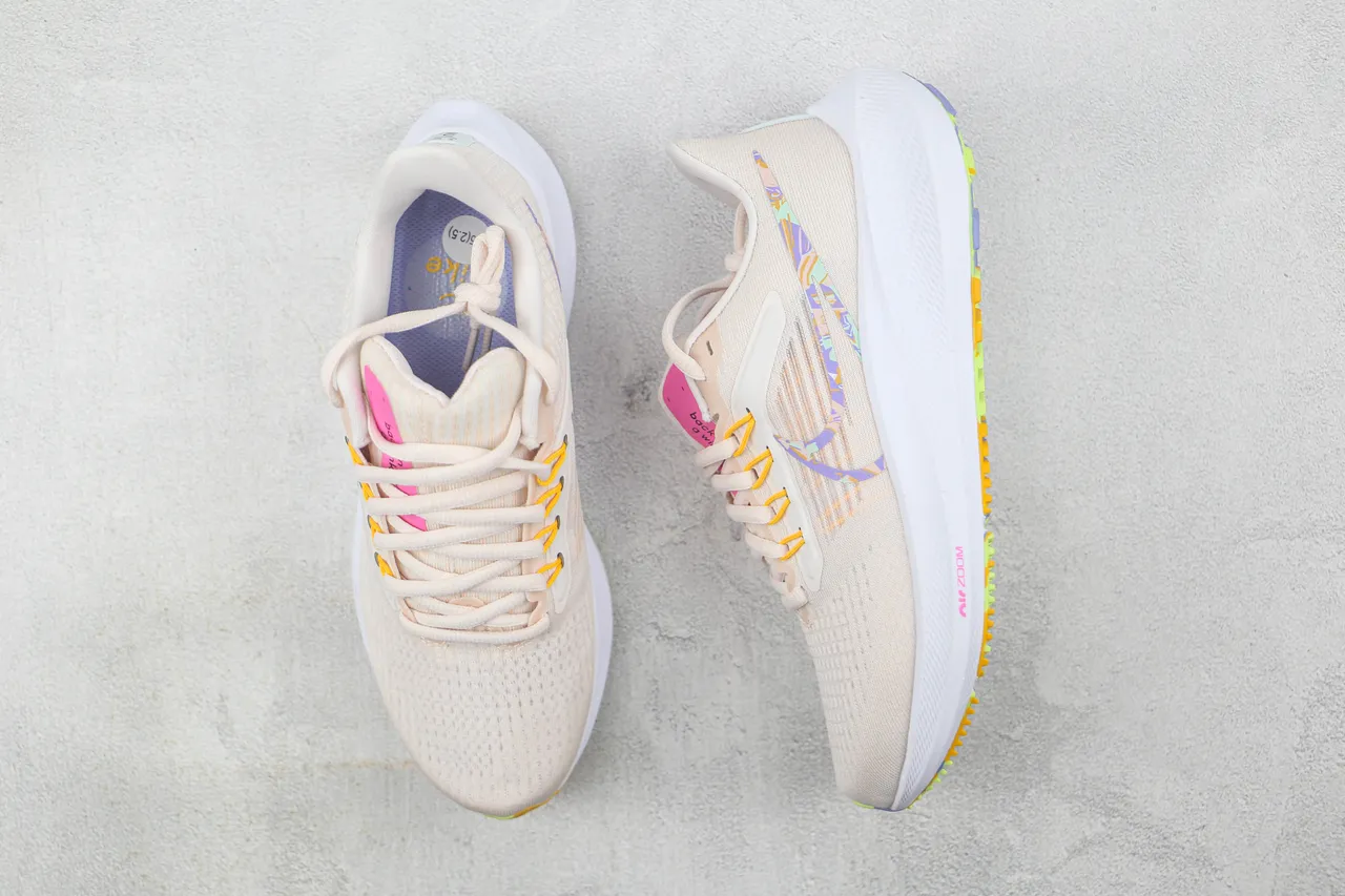 Nike Tênis Running Bege Multicolor Knit Mesh Upper Swoosh Gráfico 3