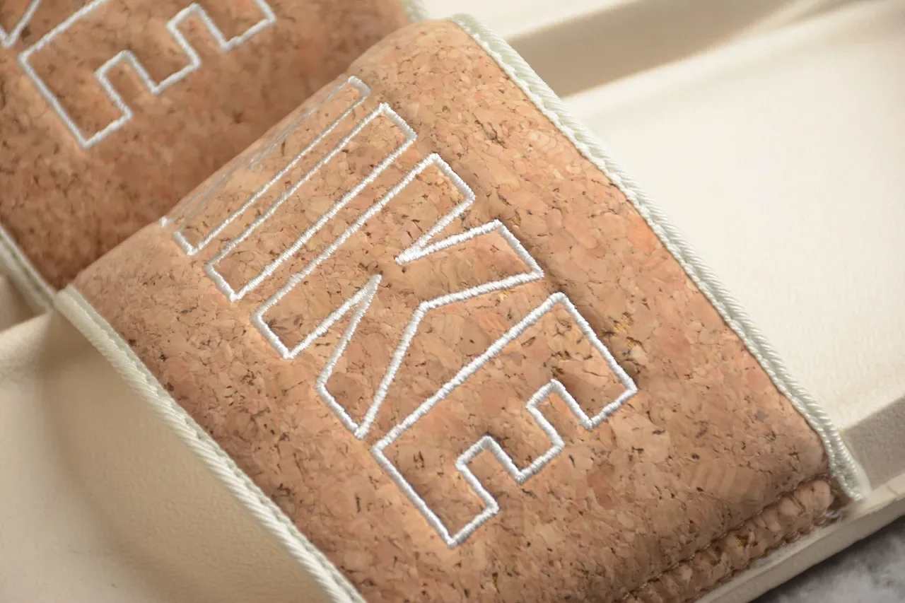 Nike Benassi Beige White Cork Strap Molded Foam Sole Slippers 6