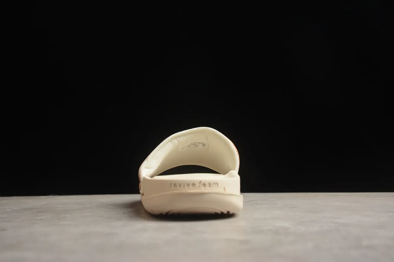 Nike Benassi Beige White Cork Strap Molded Foam Sole Slippers 9