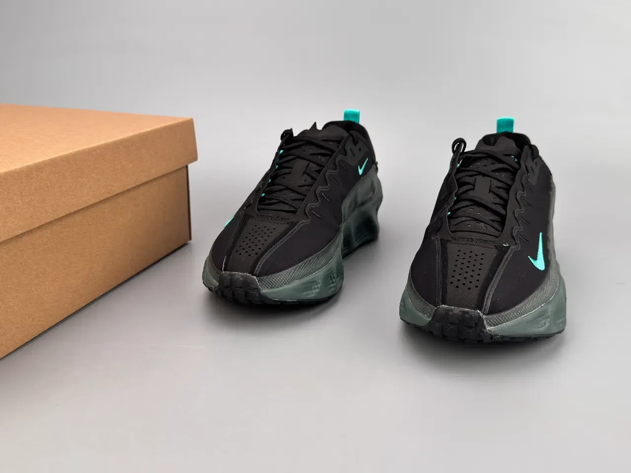 Nike Black and Teal Pixel Midsole Lifestyle Sneaker 3