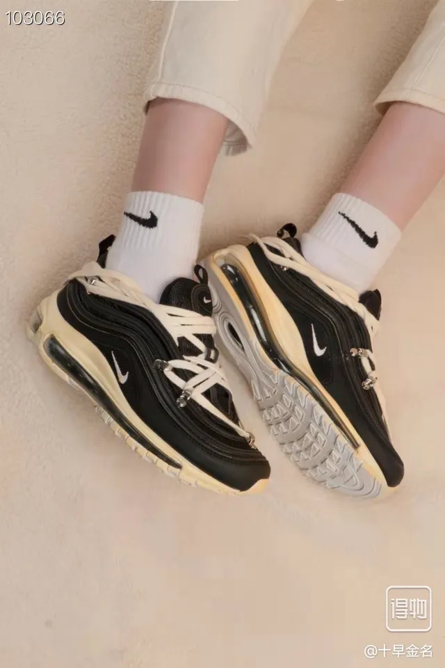Nike Black Beige Layered Mesh And Synthetic Upper White Swoosh Lifestyle Sneakers 4