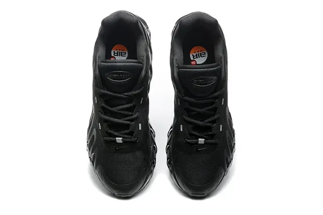 Nike أحذية جري سوداء شبكية وصناعية علوية باقي كوشنينج بودز 3