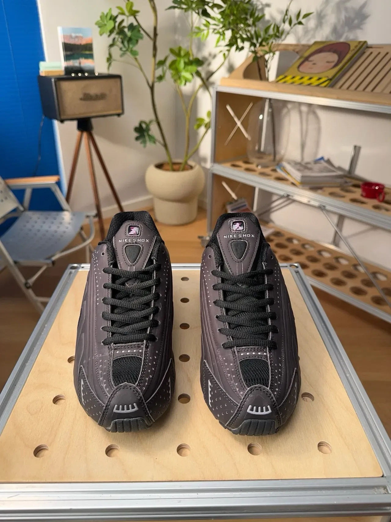 Nike Black Monochromatic Dark Perforated Synthetic Upper Lifestyle Sneakers 5
