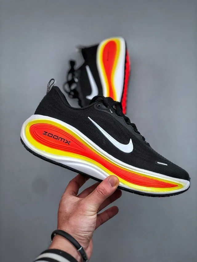 Nike Black Multicolor Knit Upper Multi-Layered Wave Midsole Running Shoes 3
