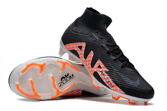 Nike Black Orange chaussures de football à upper de coupe haute, ajustement chaussette, construction en maille, pour terrain ferme 2