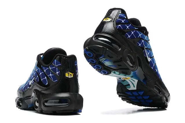 Nike Blue Black Layered Synthetic Cage Gradient Web-Pattern Upper Lifestyle Sneakers 2