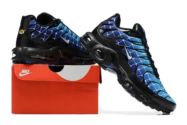 Nike Blue Black Layered Synthetic Cage Gradient Web-Pattern Upper Lifestyle Sneakers 6